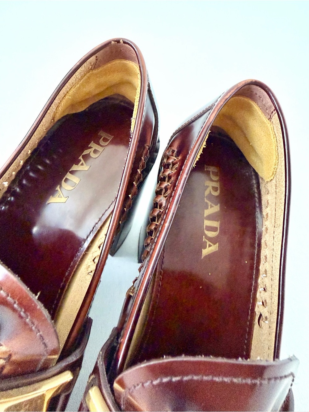 PRADA | Spring 2020 Runway Woven Leather
Block Heel Loafers Brown Gold Logo 40 - Picture 8 of 14